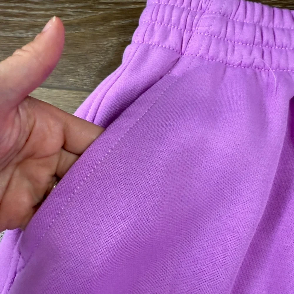 Nike Girls Loose Fit Sweatpants Size L Rush Fuchsia Back to School NWT Fleece - Picture 8 of 14